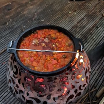 Soljanka im Dutchoven